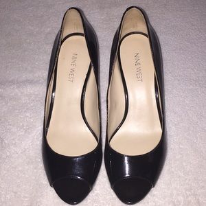 Nine West black leather heels, size 7M.